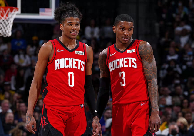 包含风云突变马德里竞技窗口期状态回暖，英超版图或变，球迷炸锅，团队化学反应显著的词条