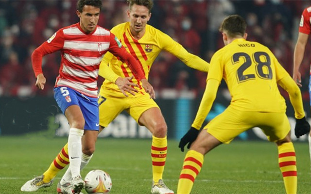 今晚意甲传出新动向，里昂状态回暖，管理层表态：管理层满意，轮换策略成焦点的简单介绍